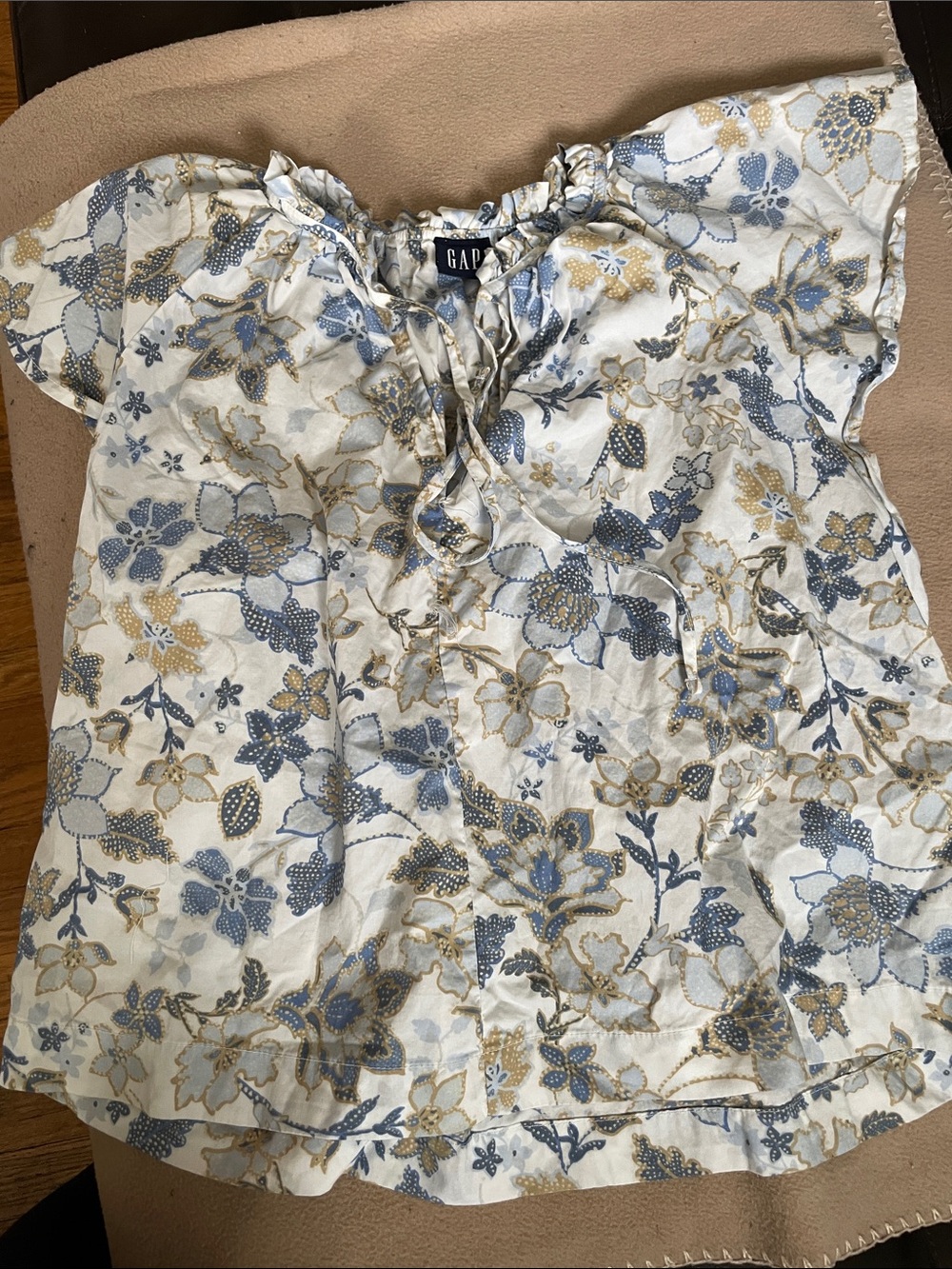 GAP White Floral Short-Sleeve Blouse with Blue & Tan Floral Print